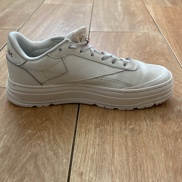 Reebok Club C platform sneaker rose gold - Picture 8 of 11